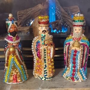 Ornate Vintage Three Kings Christmas Decorations.